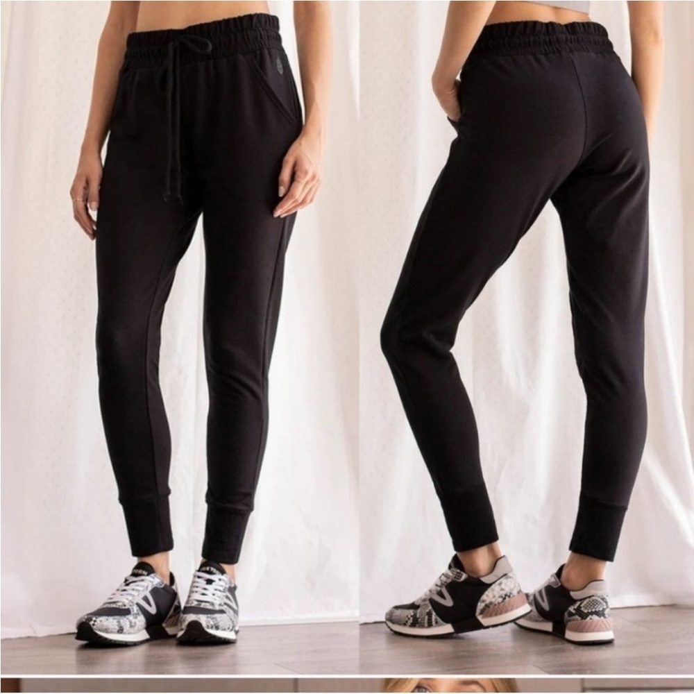 Free People Movement Black Sunny Skinny Sweatpant Joggers Medium